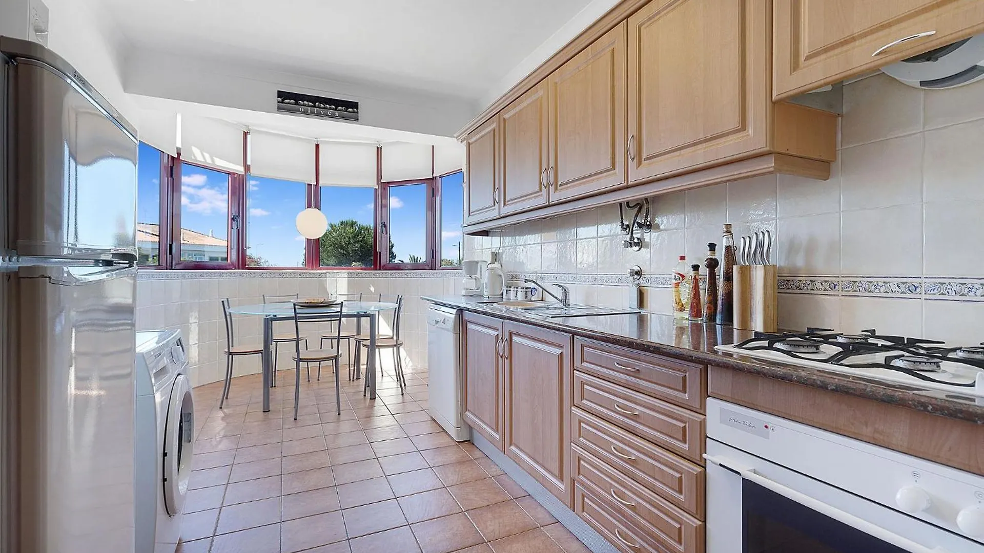 2 Bedroom Apartment With Pool View - Dourada Alvor