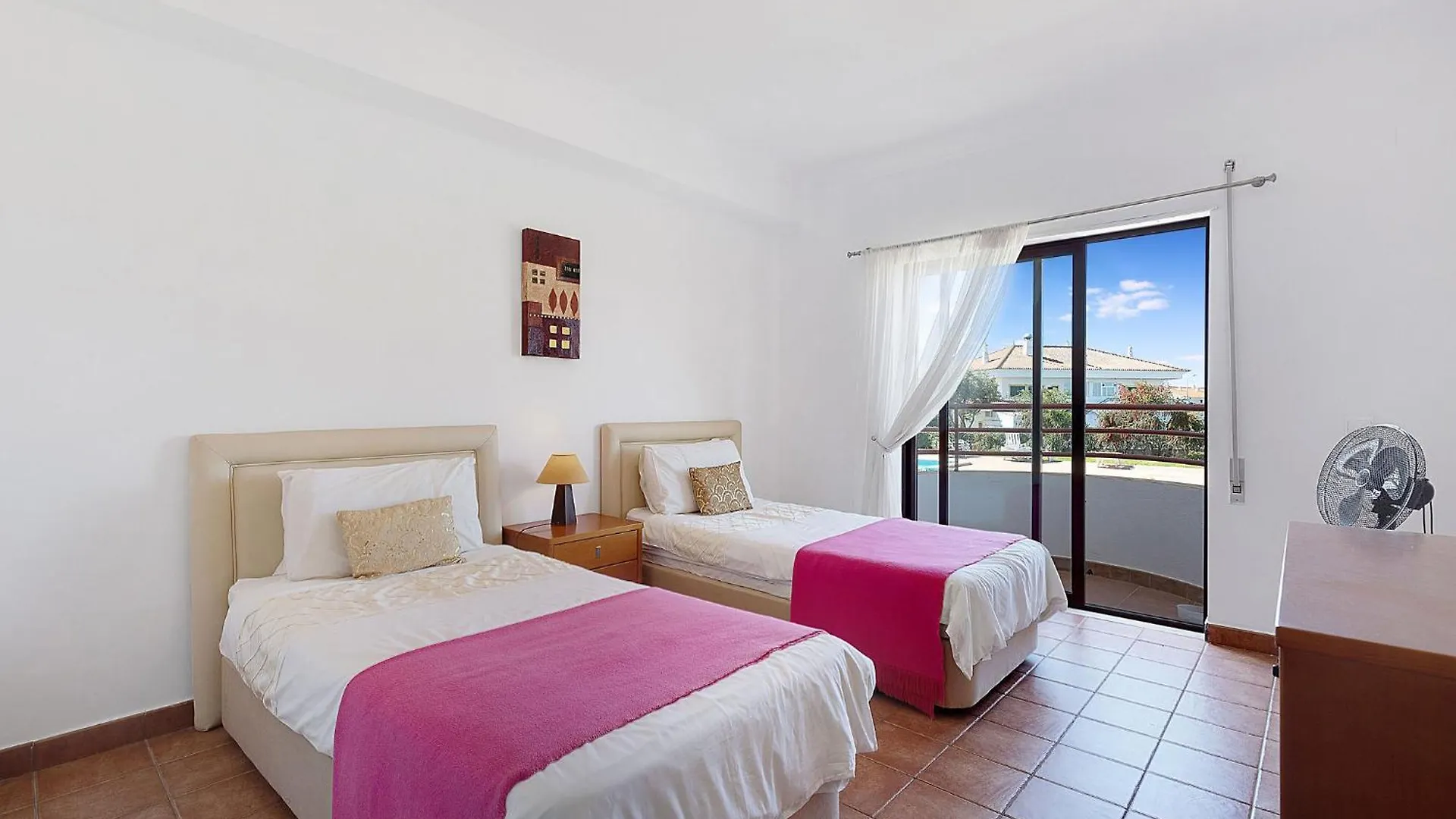 2 Bedroom Apartment With Pool View - Dourada Alvor
